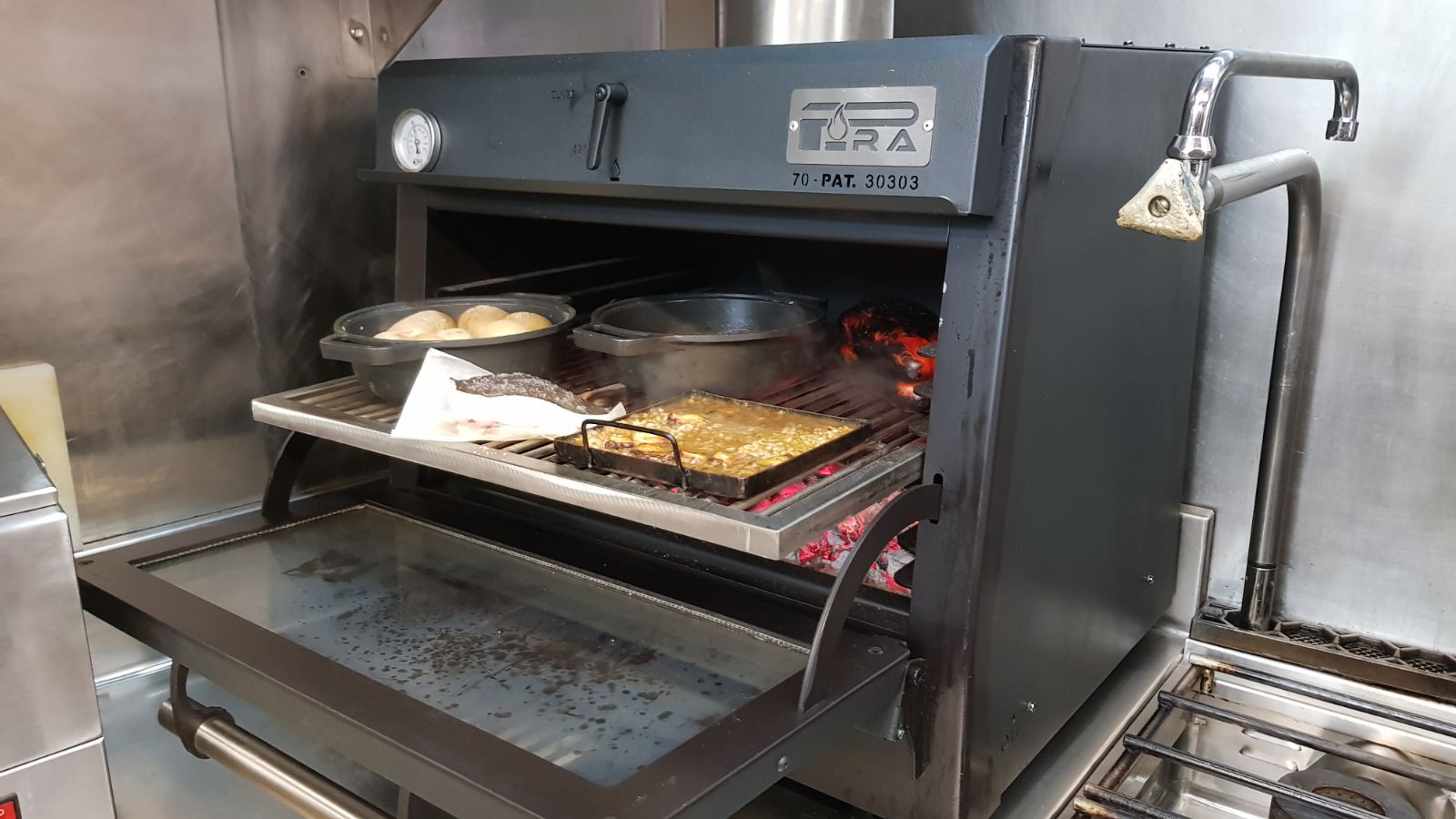 Pira black 70 forno cotture Pira black 70 forno cotture